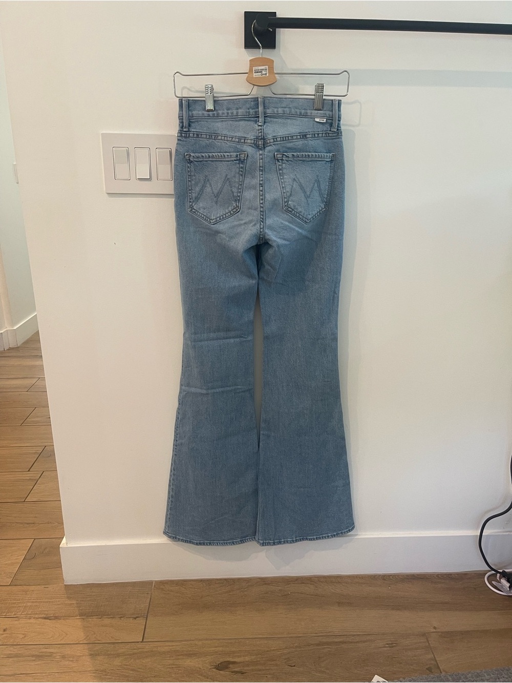 MOTHER The Doozy Mid Rise Flare Jeans - Picture 4 of 6